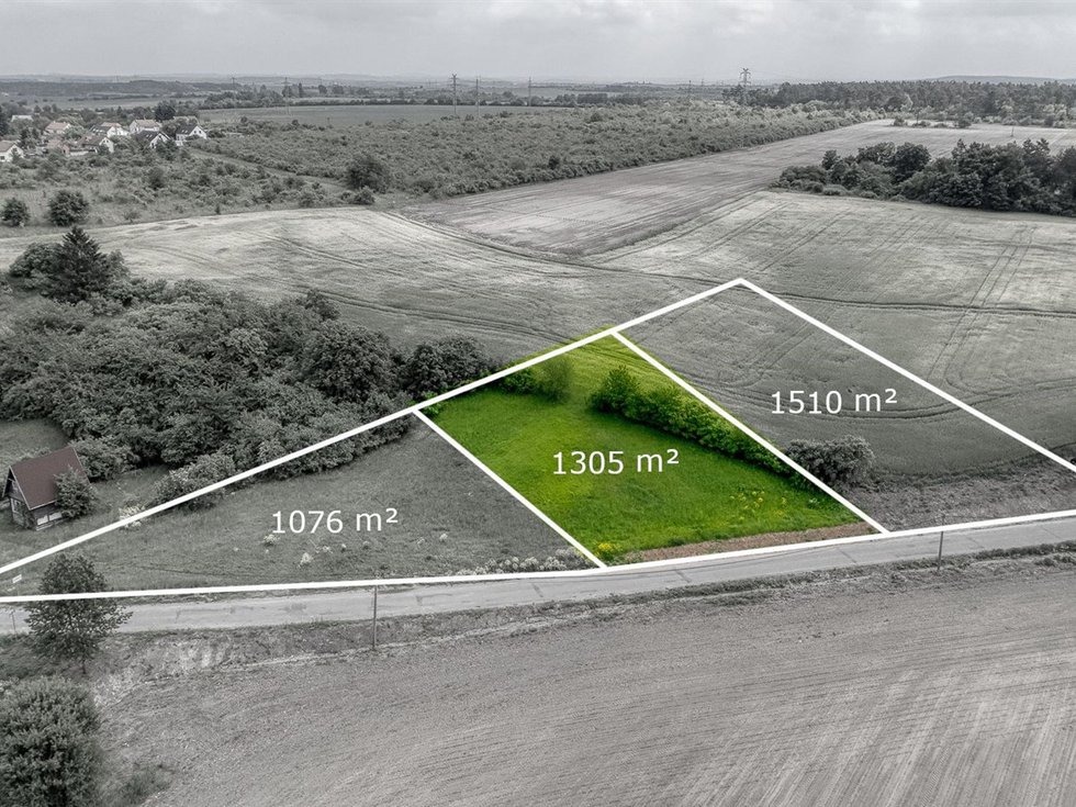 Prodej stavební parcely 1305 m², Chrást