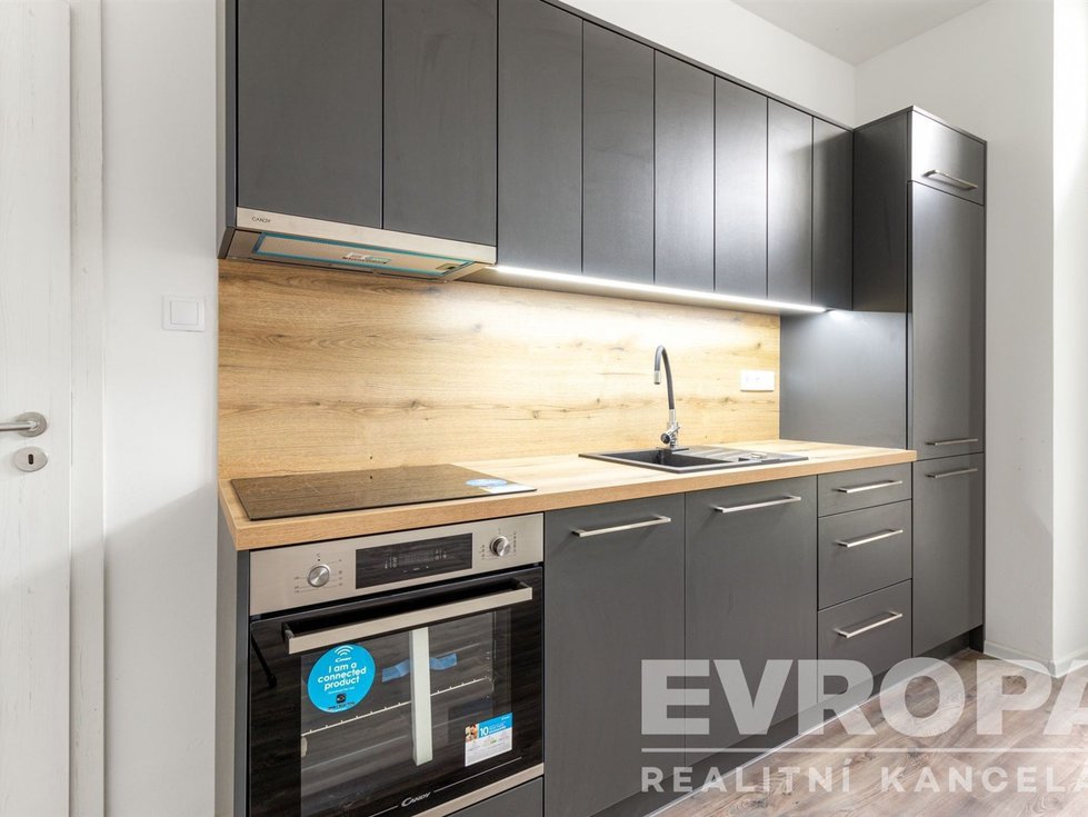 Prodej bytu 1+kk, garsoniery 32 m², Žirovnice