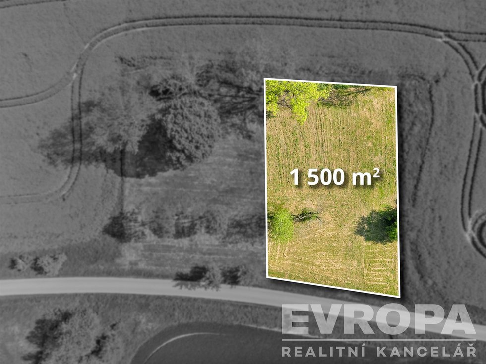Prodej stavební parcely 1500 m², Golčův Jeníkov