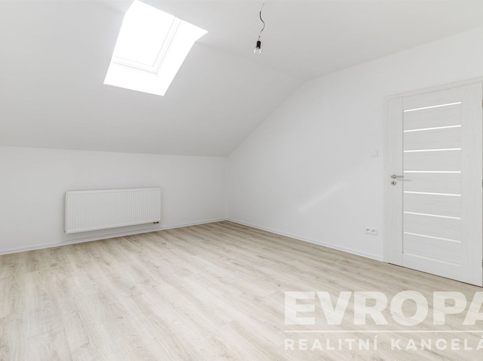 Prodej bytu 2+kk 68 m², Žirovnice