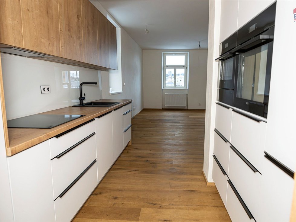 Prodej bytu 2+kk 79 m², Liberec