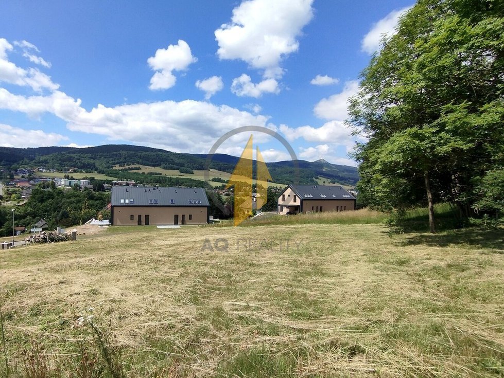 Prodej stavební parcely 1131 m², Šimonovice