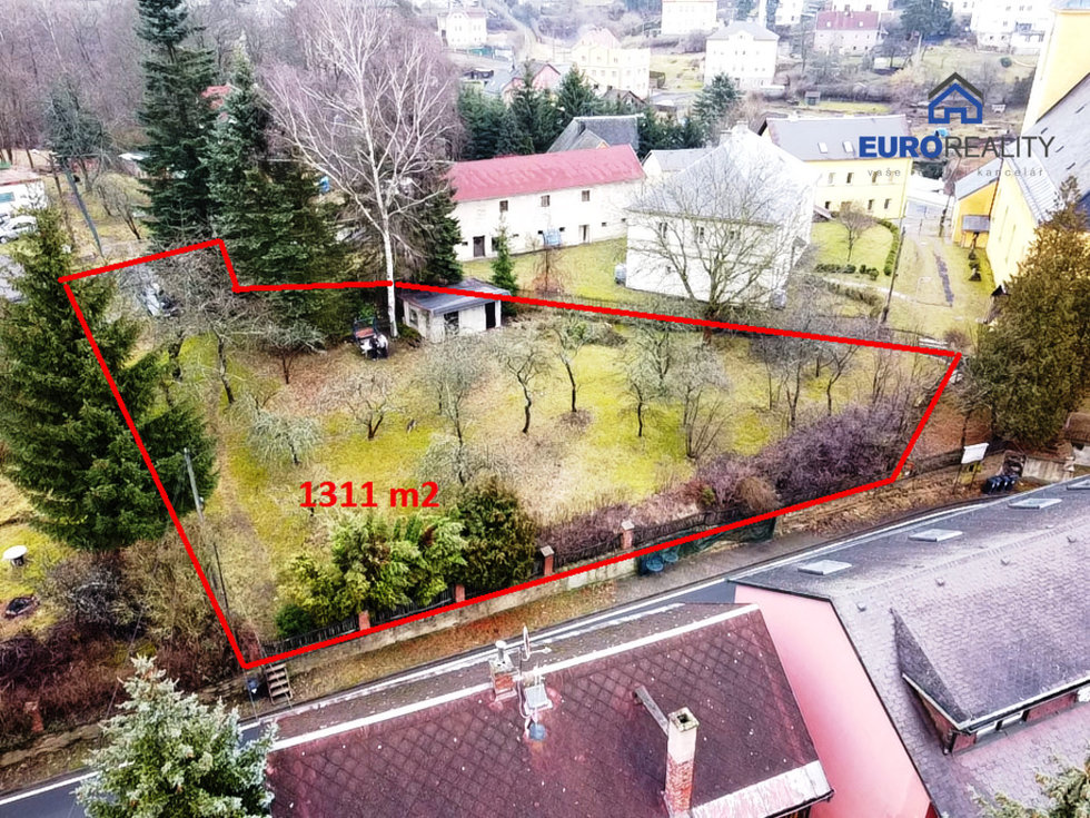 Prodej stavební parcely 1311 m², Luby