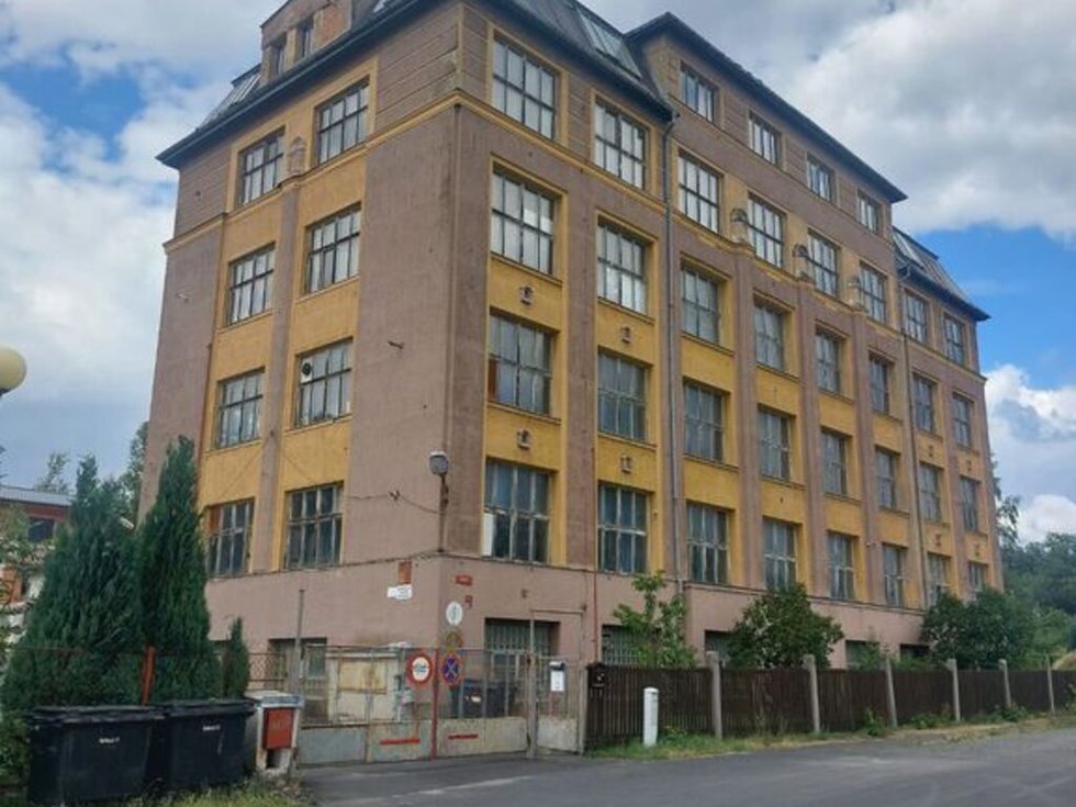 Prodej činžovního domu 2480 m², Aš