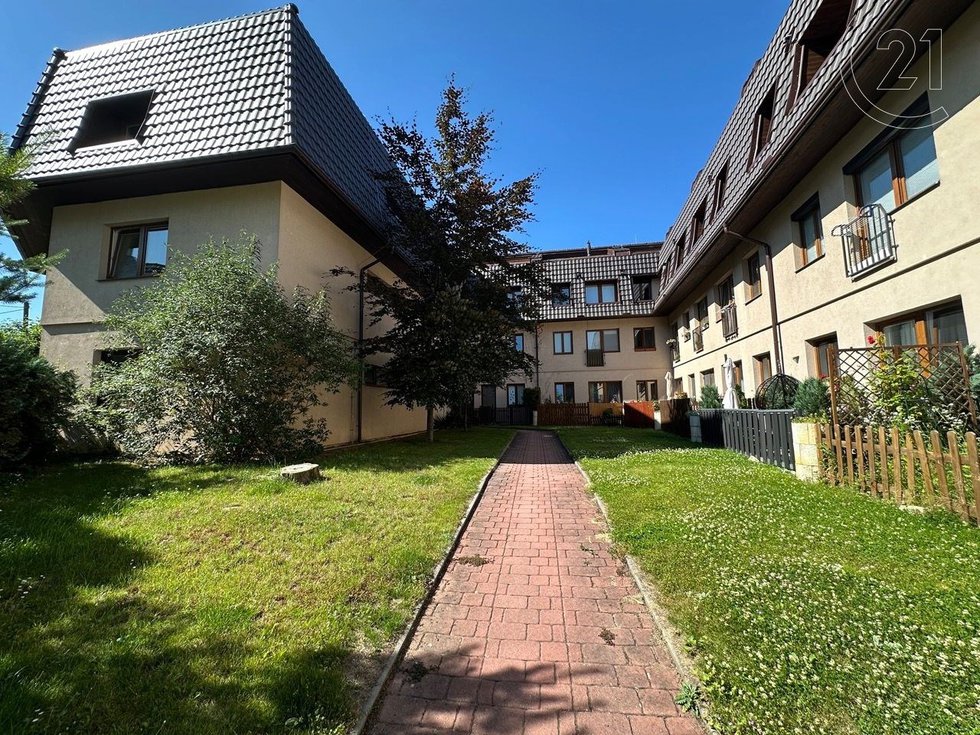 Prodej bytu 3+kk 75 m², Horoměřice