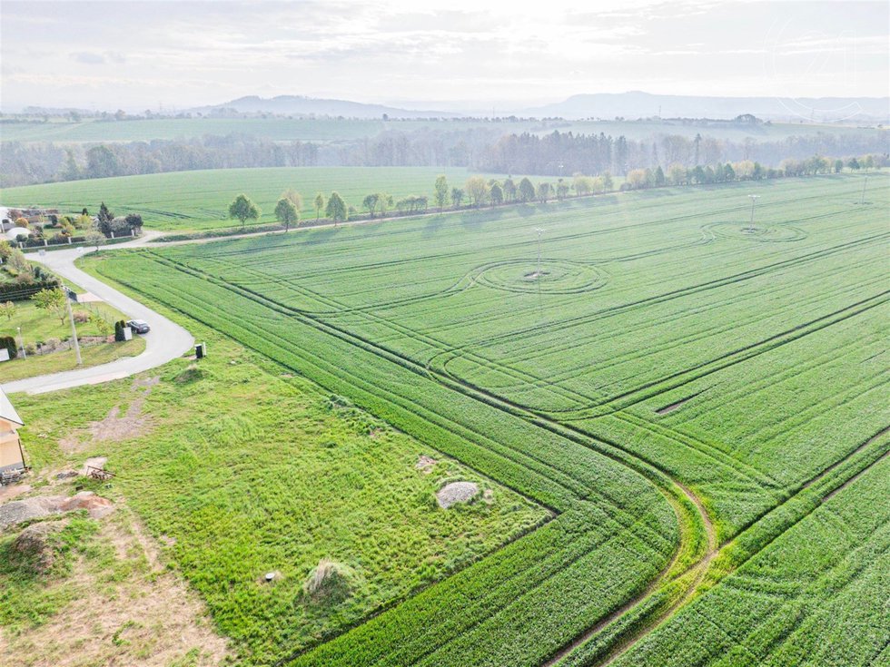 Prodej stavební parcely 1210 m², Horní Bukovina