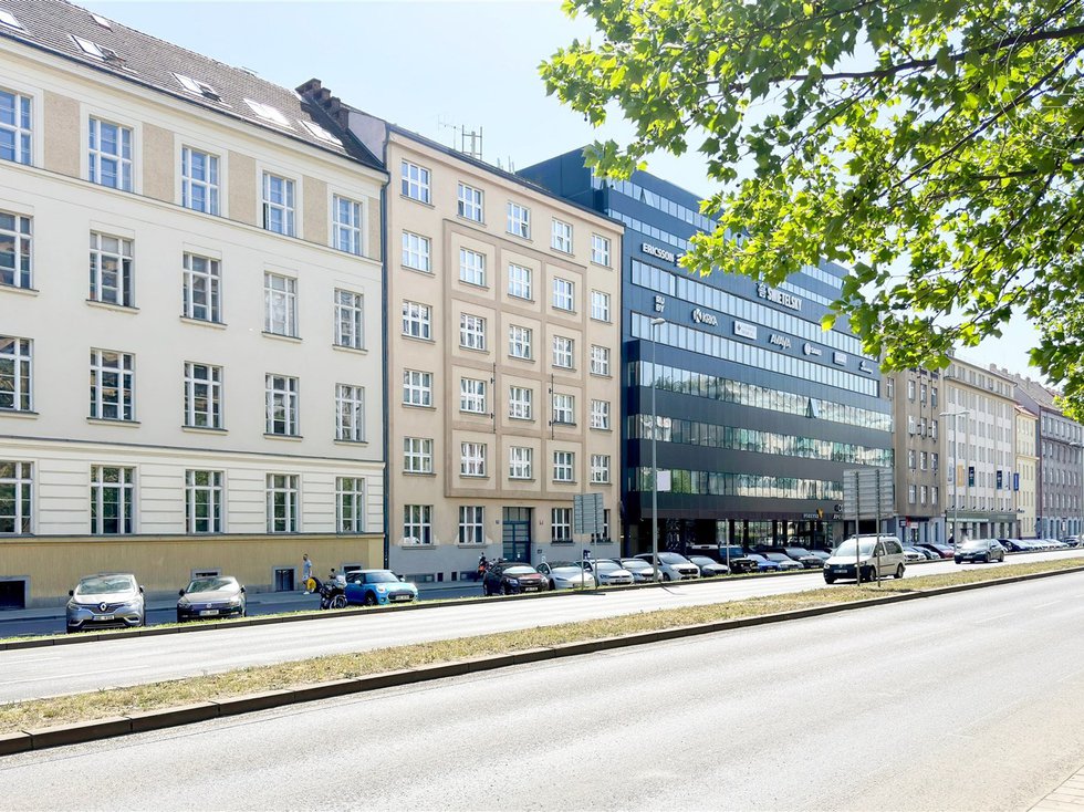 Pronájem bytu 2+kk 66 m², Praha