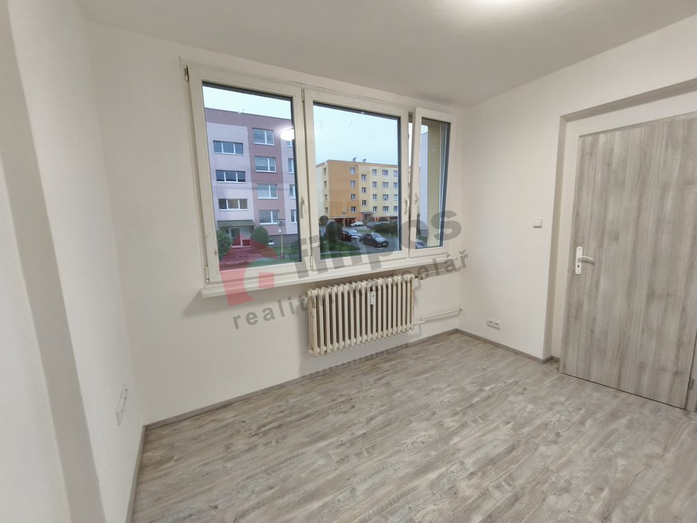 Pronájem bytu 1+1 37 m², Vlašim