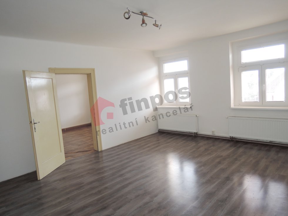 Pronájem bytu 2+1 80 m², Chlumec nad Cidlinou