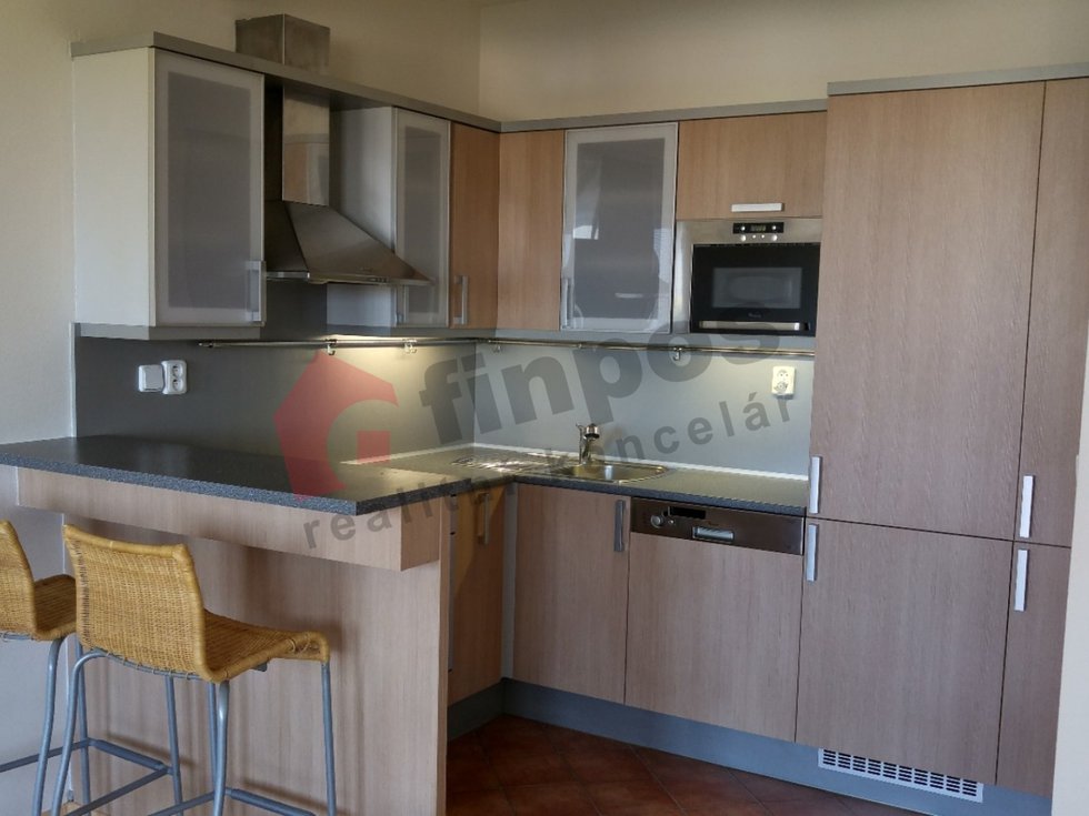 Pronájem bytu 2+kk 56 m², Praha