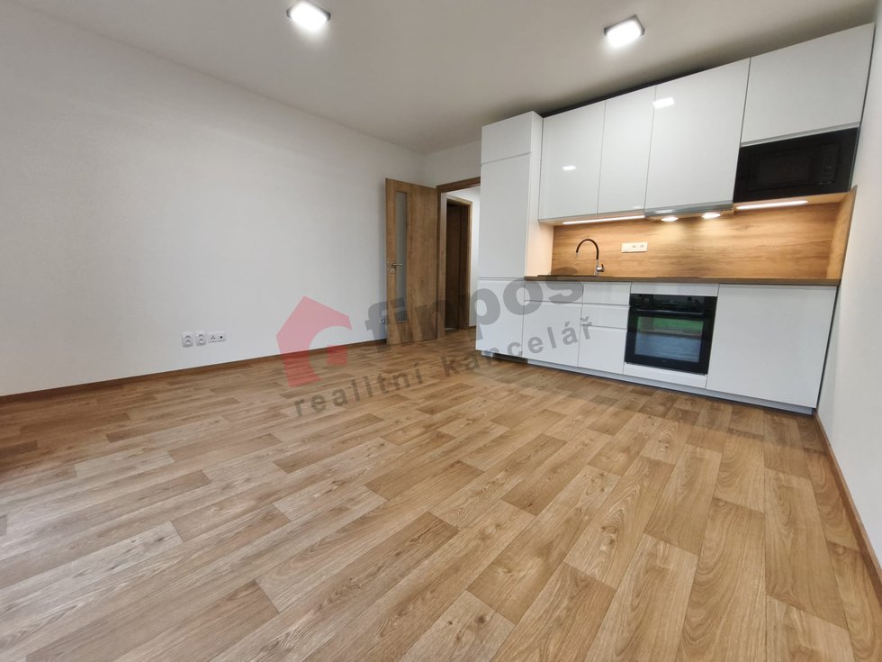Pronájem bytu 1+kk, garsoniery 29 m², Ždánice
