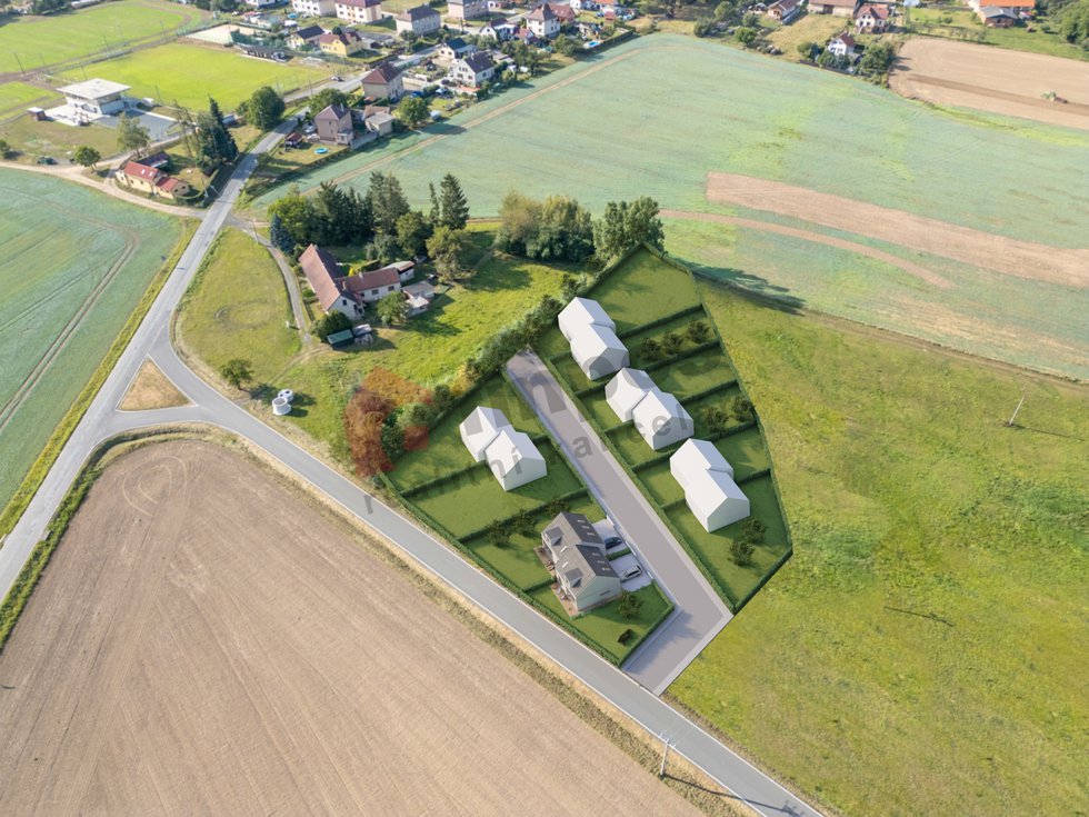 Prodej stavební parcely 5644 m², Pravonín