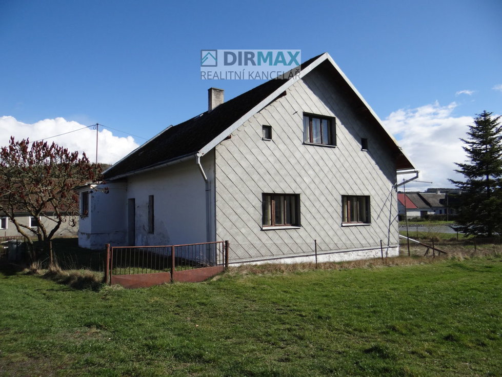 Prodej rodinného domu 382 m², Otov