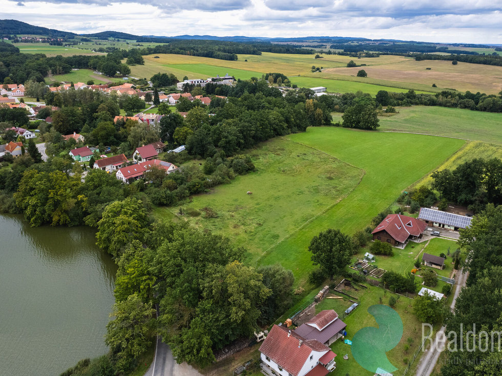 Prodej stavební parcely 2561 m², Záboří