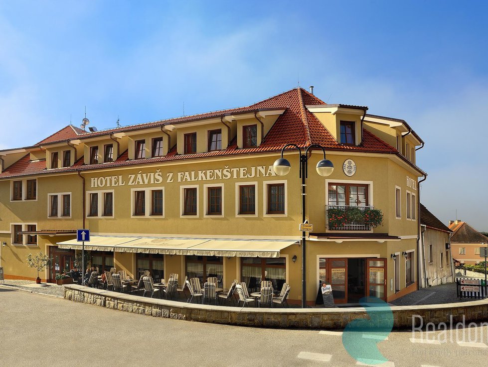 Prodej hotelu, penzionu 1875 m², Hluboká nad Vltavou