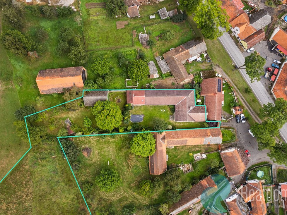 Prodej zemědělské usedlosti 278 m², Újezdec