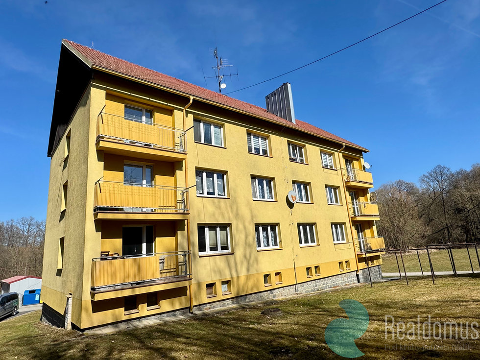 Prodej bytu 3+1 64 m², Těšovice
