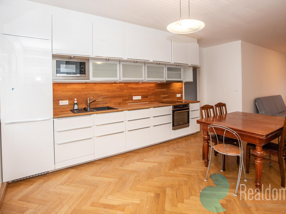 Pronájem bytu 4+kk 79 m², Praha