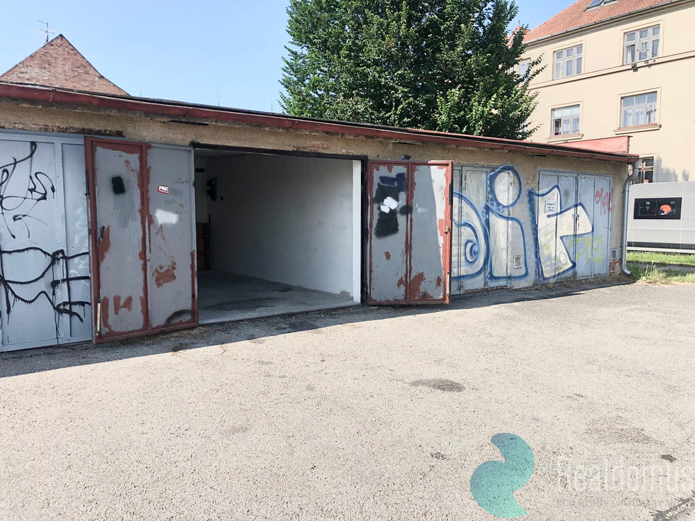 Pronájem garáže 16 m², České Budějovice