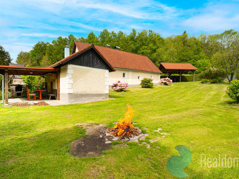 Prodej chalupy 174 m², Malšín