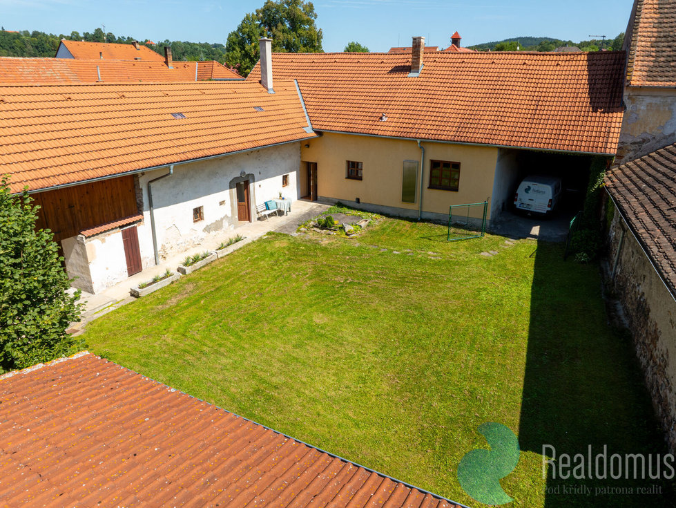 Prodej zemědělské usedlosti 142 m², Zlatá Koruna