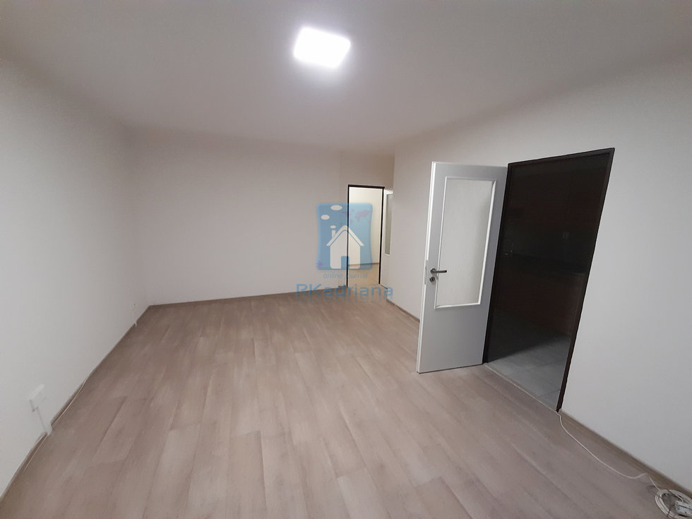 Pronájem bytu 4+1 95 m², Praha