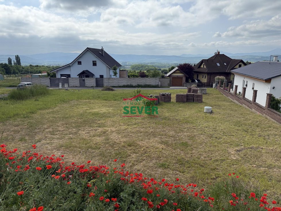 Prodej stavební parcely 920 m², Krupka