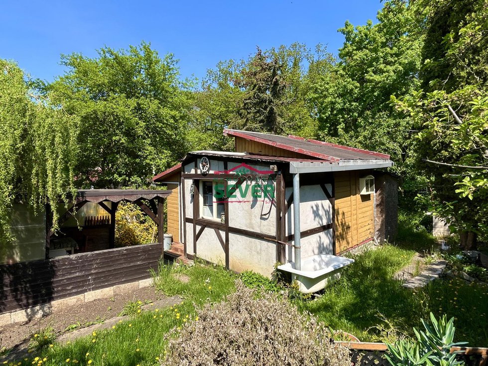 Prodej zahrady 423 m², Údlice