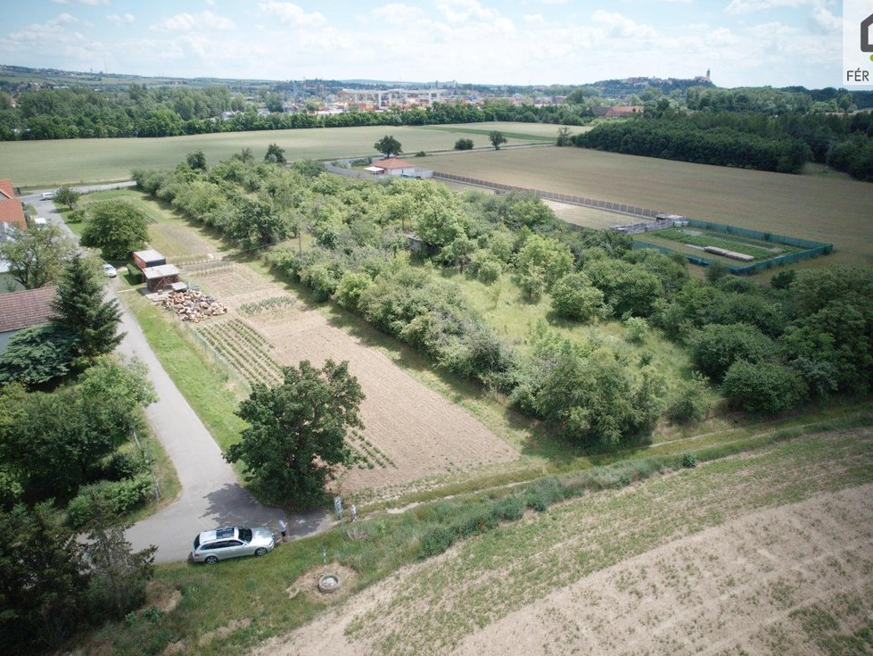 Prodej stavební parcely 4966 m², Dolní Beřkovice