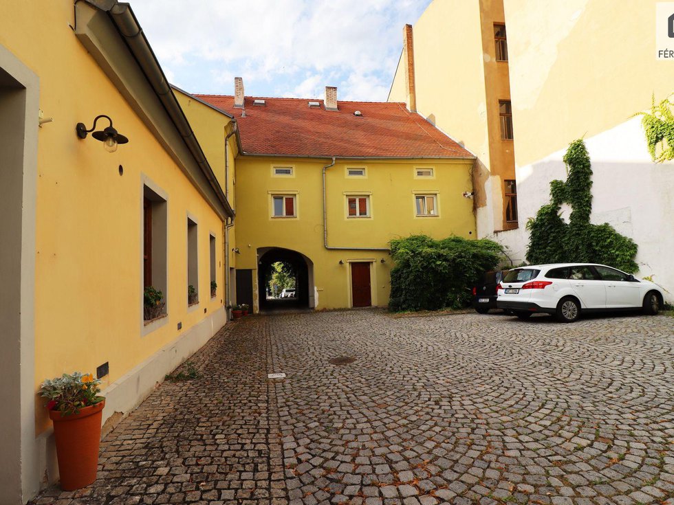 Pronájem bytu 2+1 58 m², Roudnice nad Labem