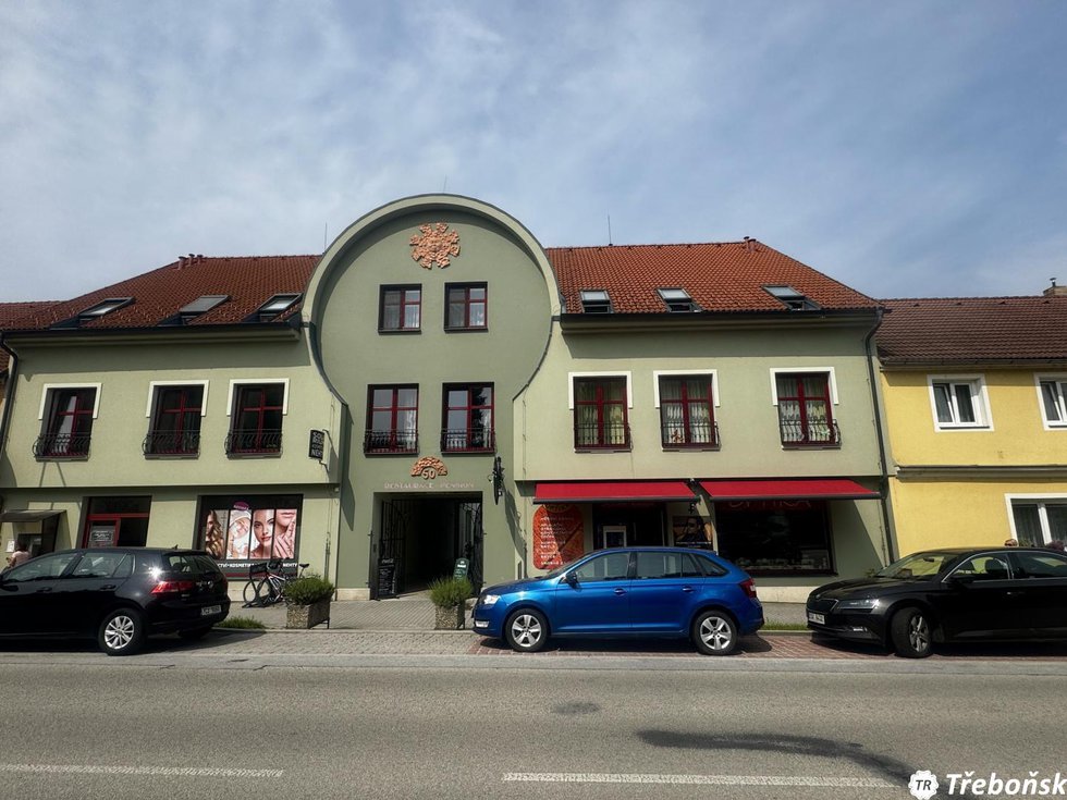 Pronájem bytu 2+kk 58 m², Třeboň