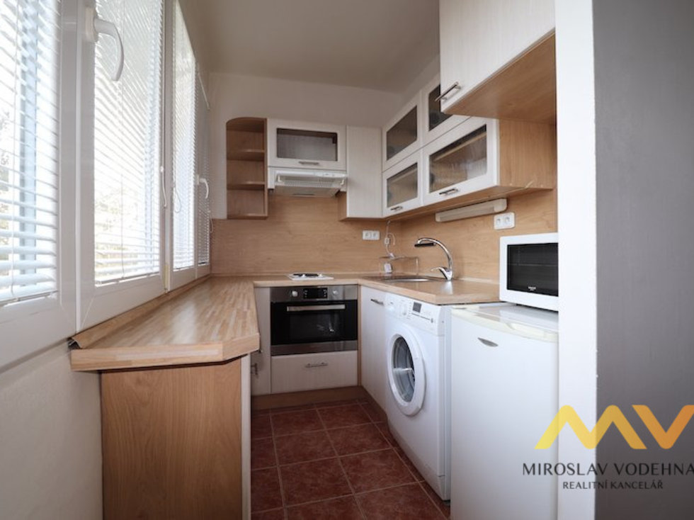 Pronájem bytu 1+kk, garsoniery 30 m², Hradec Králové