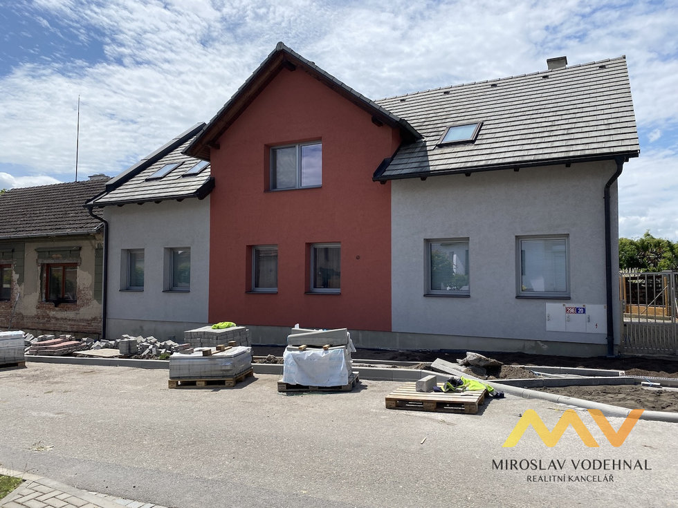 Pronájem bytu 4+kk 84 m², Hradec Králové