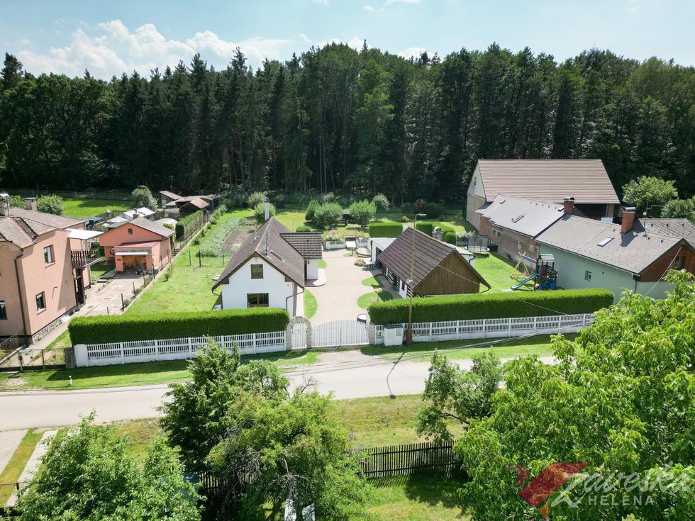 Prodej rodinného domu 300 m², Dolní Bousov