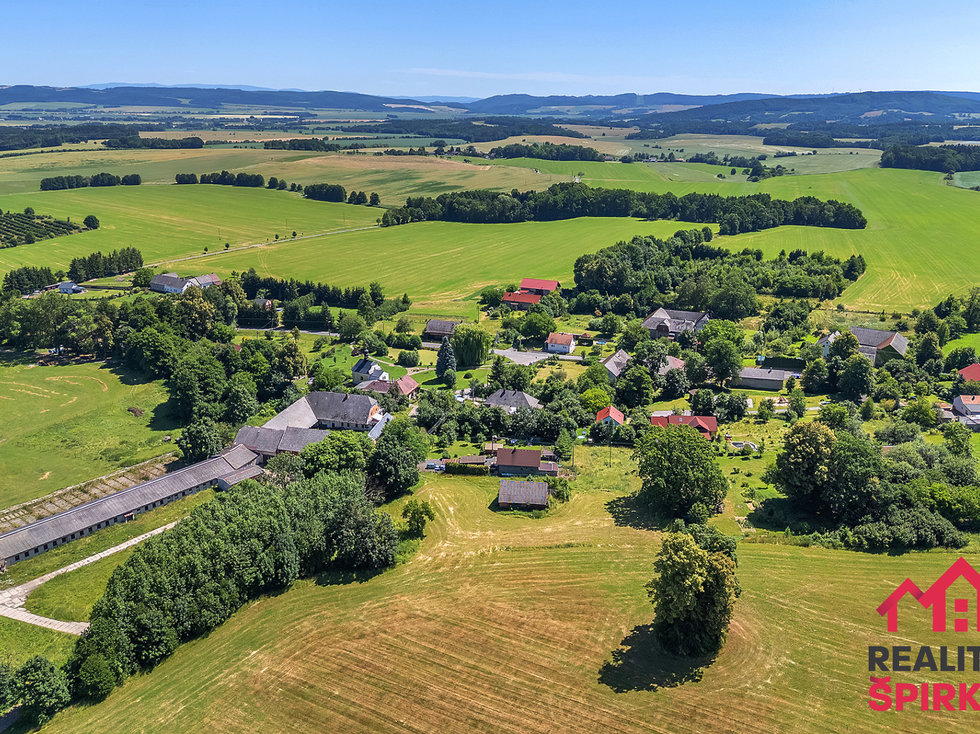 Prodej stavební parcely 3945 m², Trpík