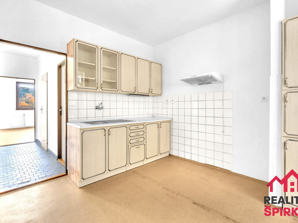 Prodej bytu 3+1 76 m², Mladkov