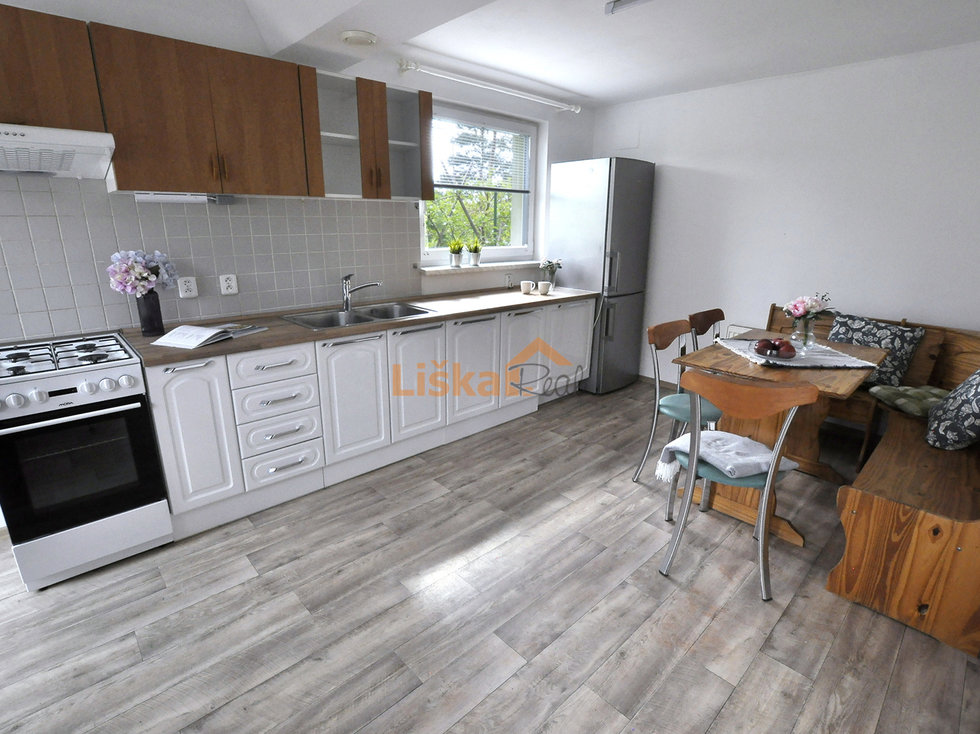 Pronájem bytu 2+1 78 m², Bílovice nad Svitavou