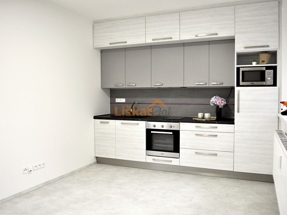 Pronájem bytu 1+kk, garsoniery 28 m², Brno