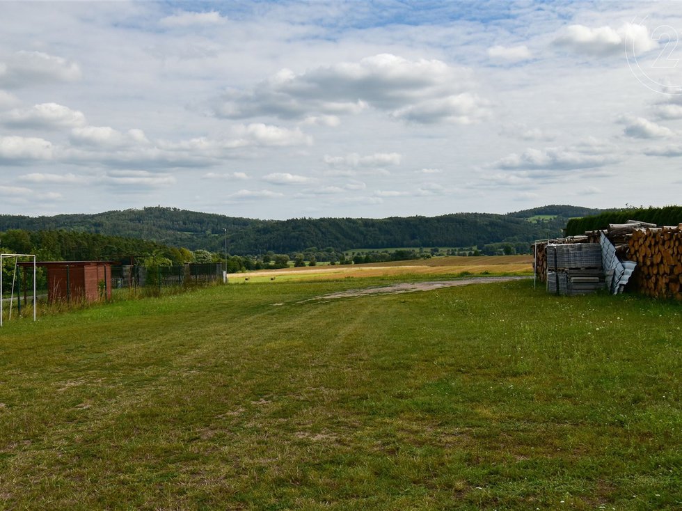 Prodej stavební parcely 1148 m², Korkyně