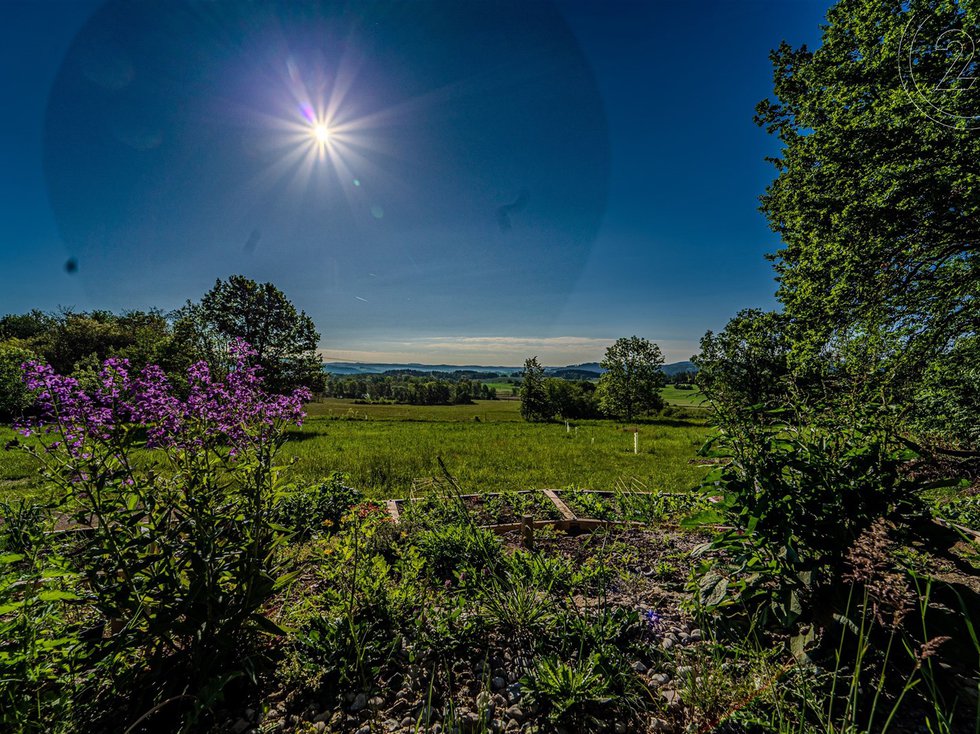 Prodej stavební parcely 1956 m², Vysoký Chlumec