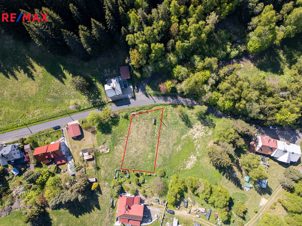 Prodej stavební parcely 785 m², Jáchymov