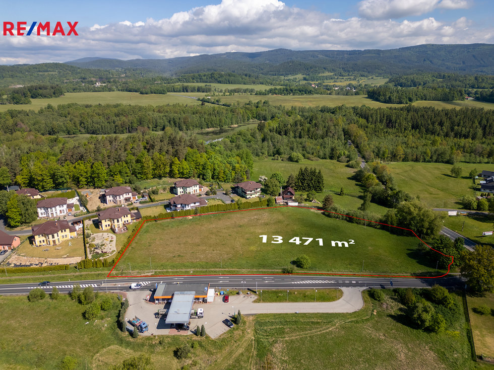 Prodej komerčního pozemku 13471 m², Nová Role