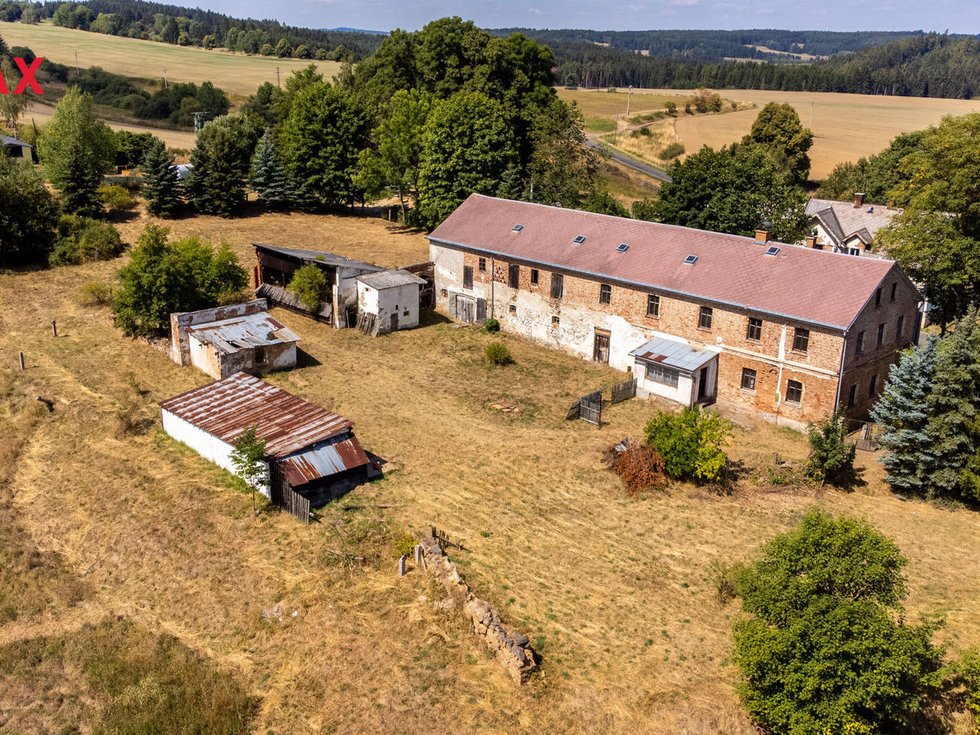 Prodej zemědělské usedlosti 500 m², Otročín