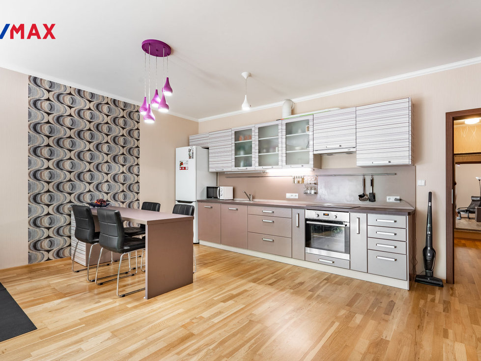 Pronájem bytu 3+kk 88 m², Karlovy Vary