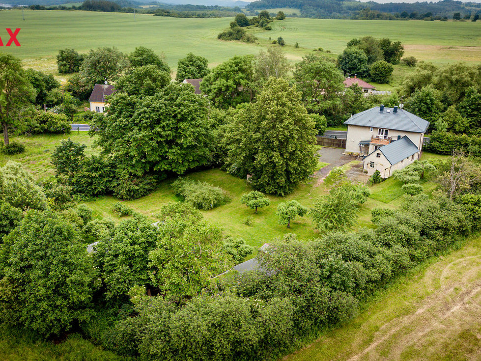 Prodej rodinného domu 200 m², Ostrov