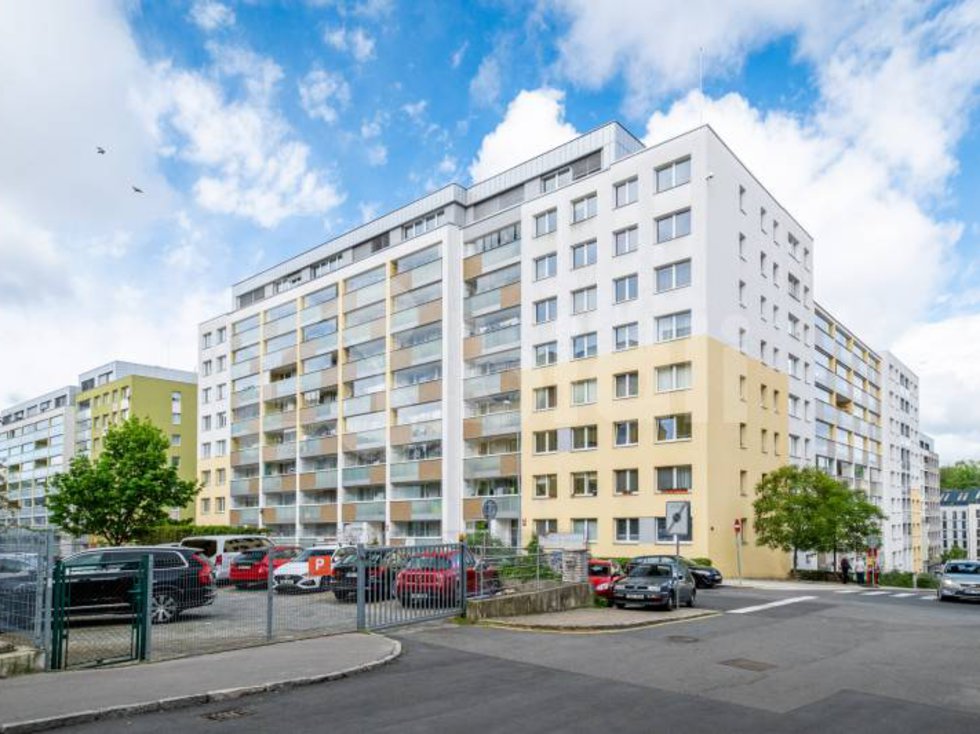 Prodej bytu 1+1 43 m², Praha