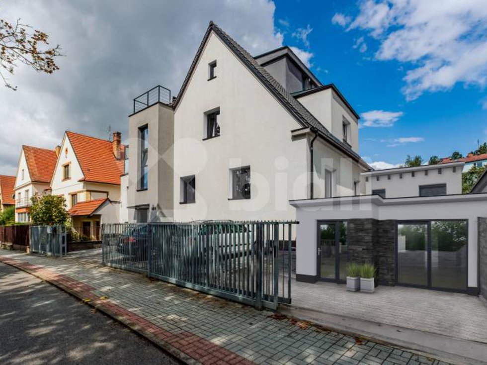 Prodej bytu 4+kk 190 m², Tábor