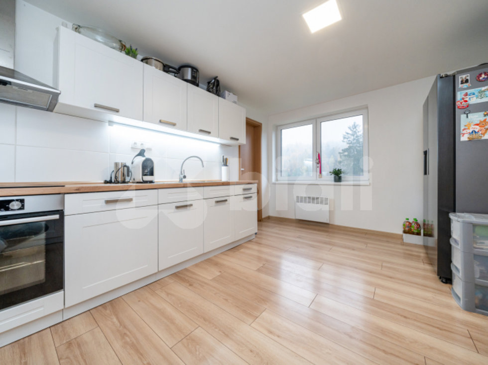 Pronájem bytu 3+1 92 m², Horní Lhota