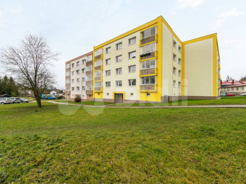 Prodej bytu 3+1 75 m², Teplá