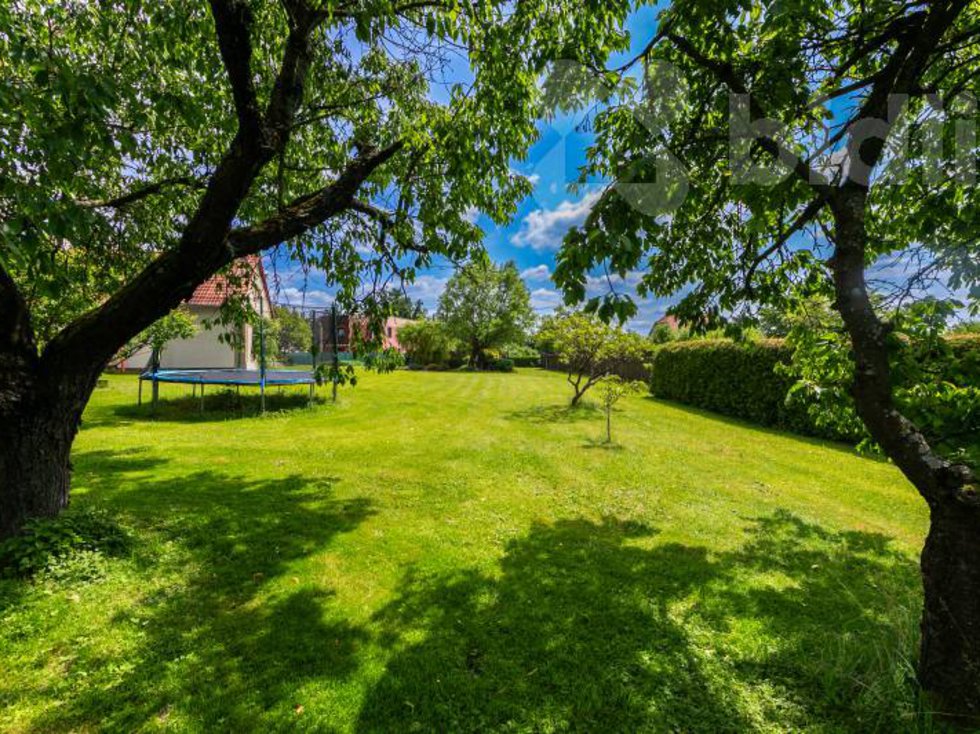 Prodej stavební parcely 811 m², Zdemyslice